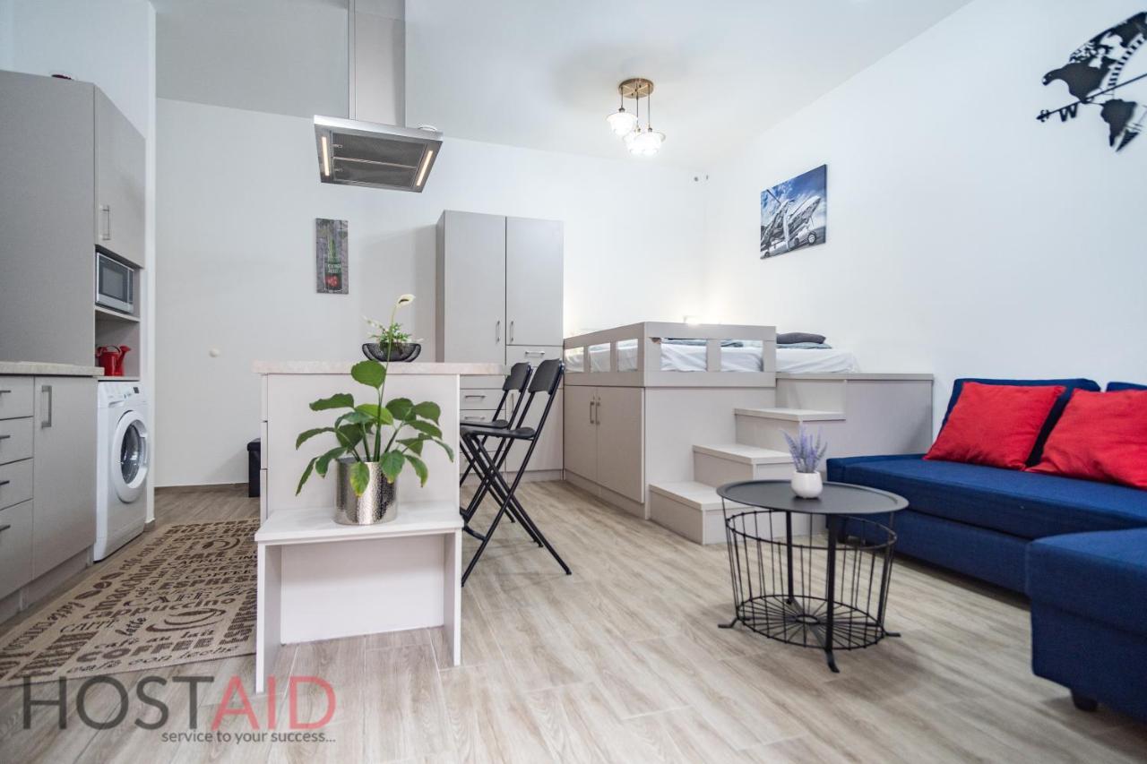 B17 Apartment - Hostaid Budapest Exteriör bild